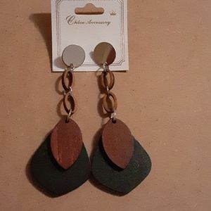 Chloe Accessory Earrings
